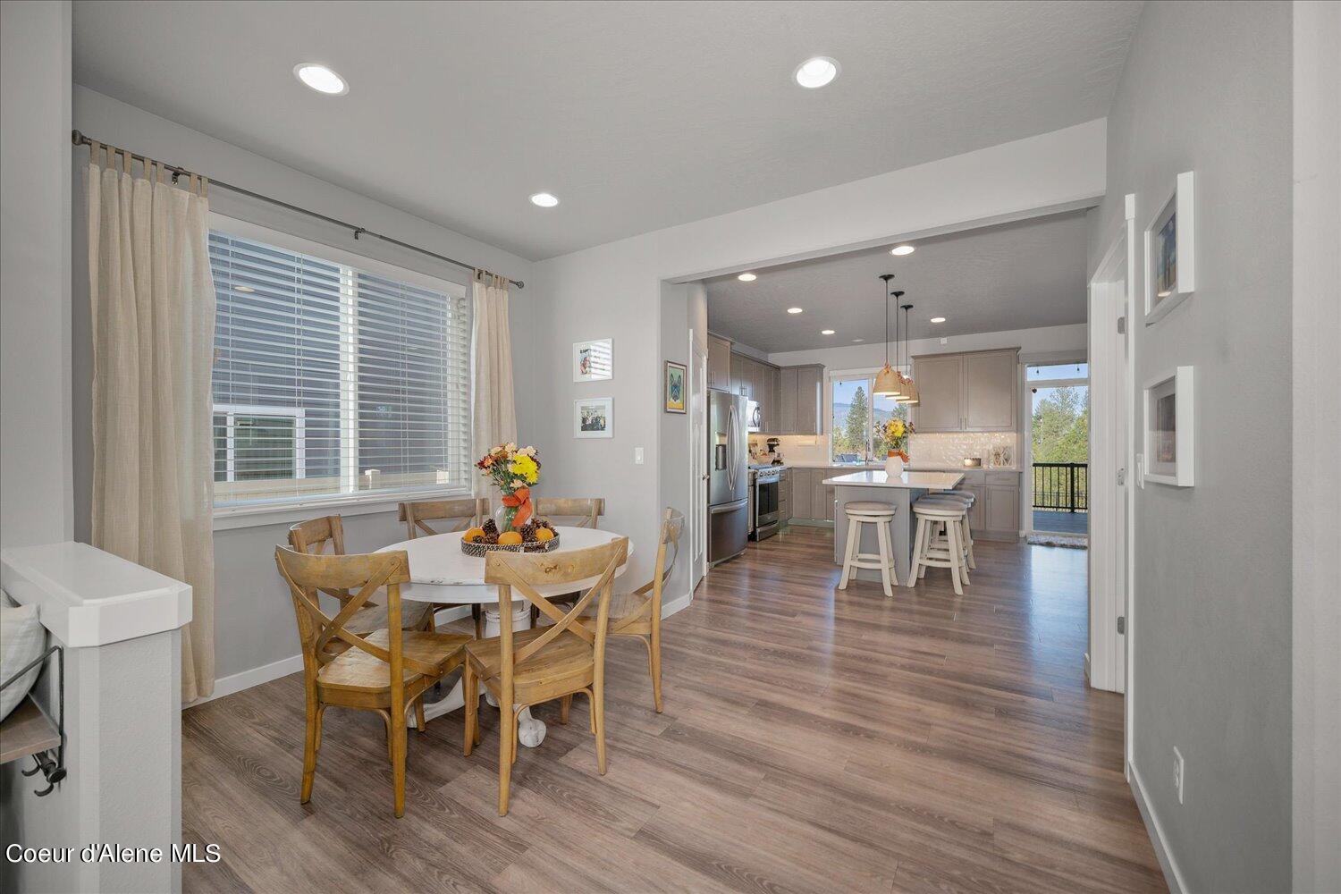 19843 E Riverwalk Ave