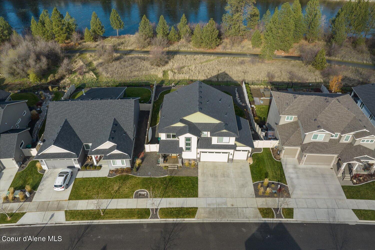 19843 E Riverwalk Ave