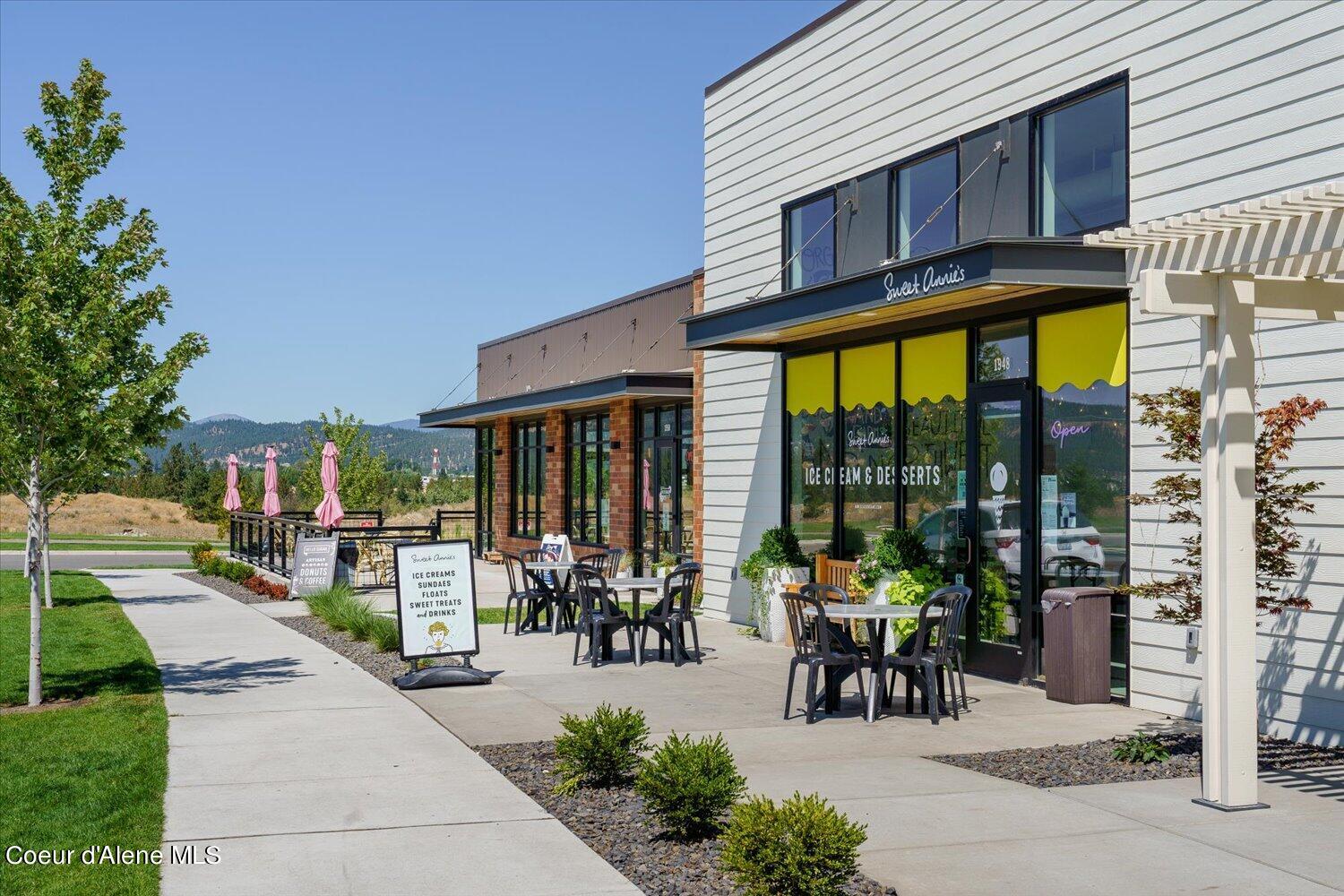 19843 E Riverwalk Ave