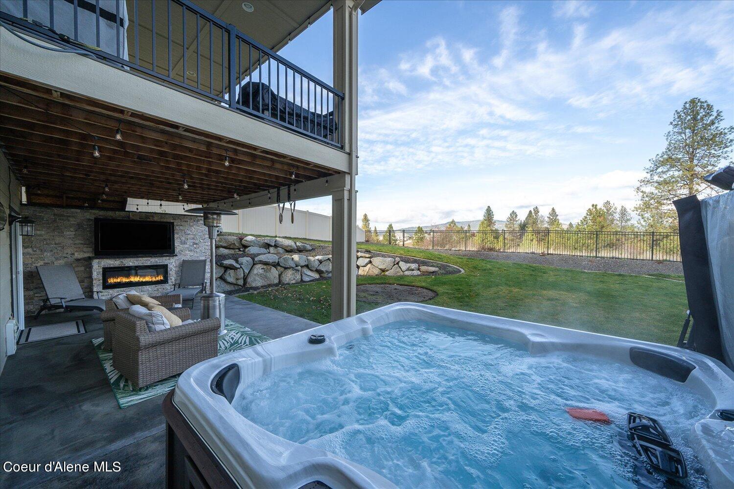 19843 E Riverwalk Ave