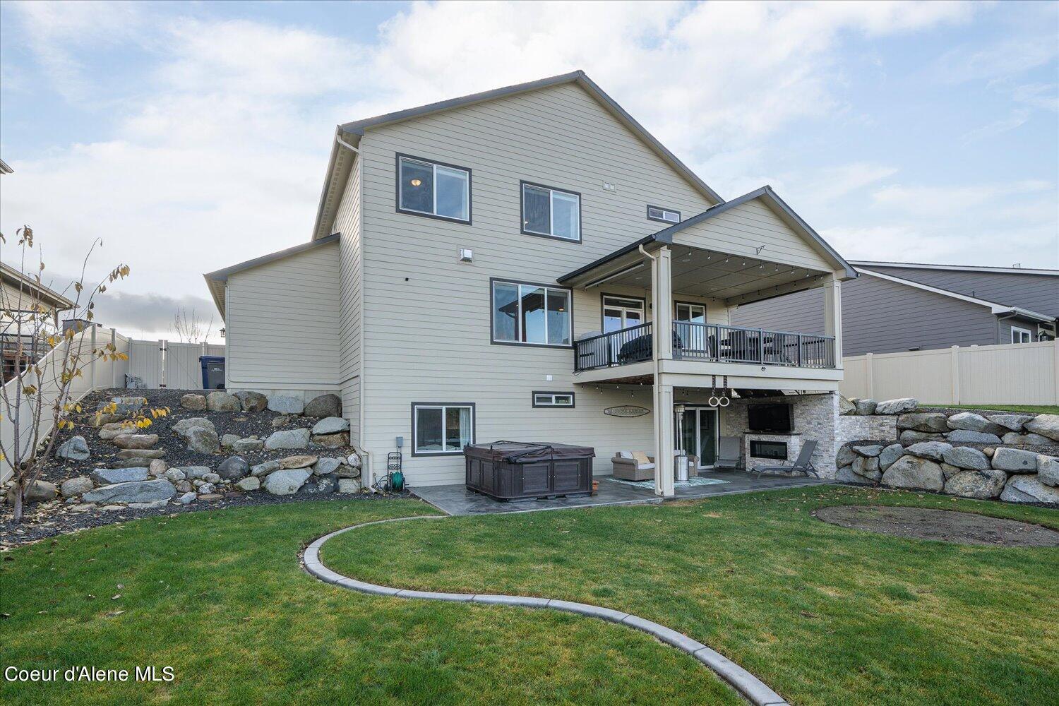 19843 E Riverwalk Ave