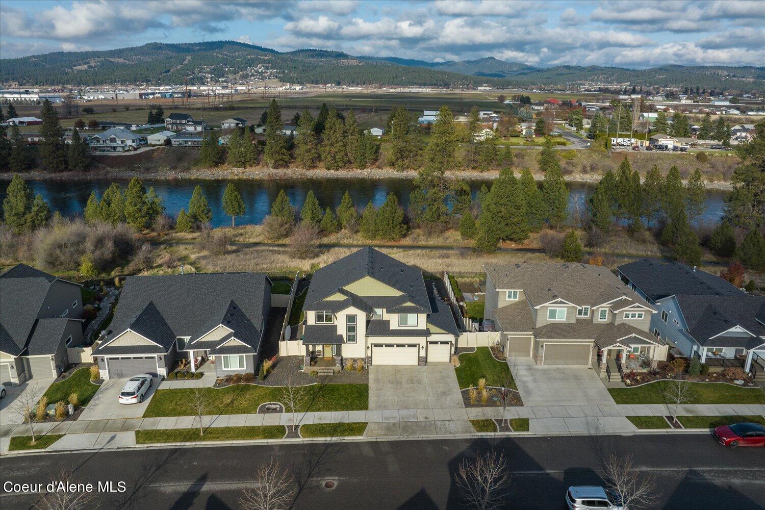 19843 E Riverwalk Ave