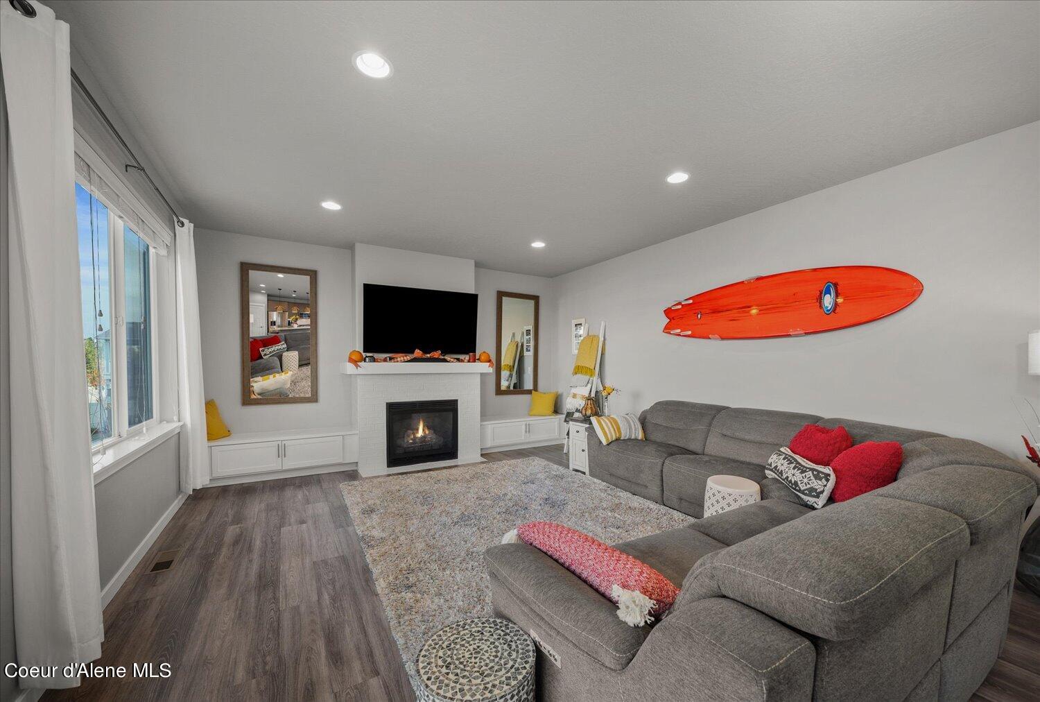 19843 E Riverwalk Ave