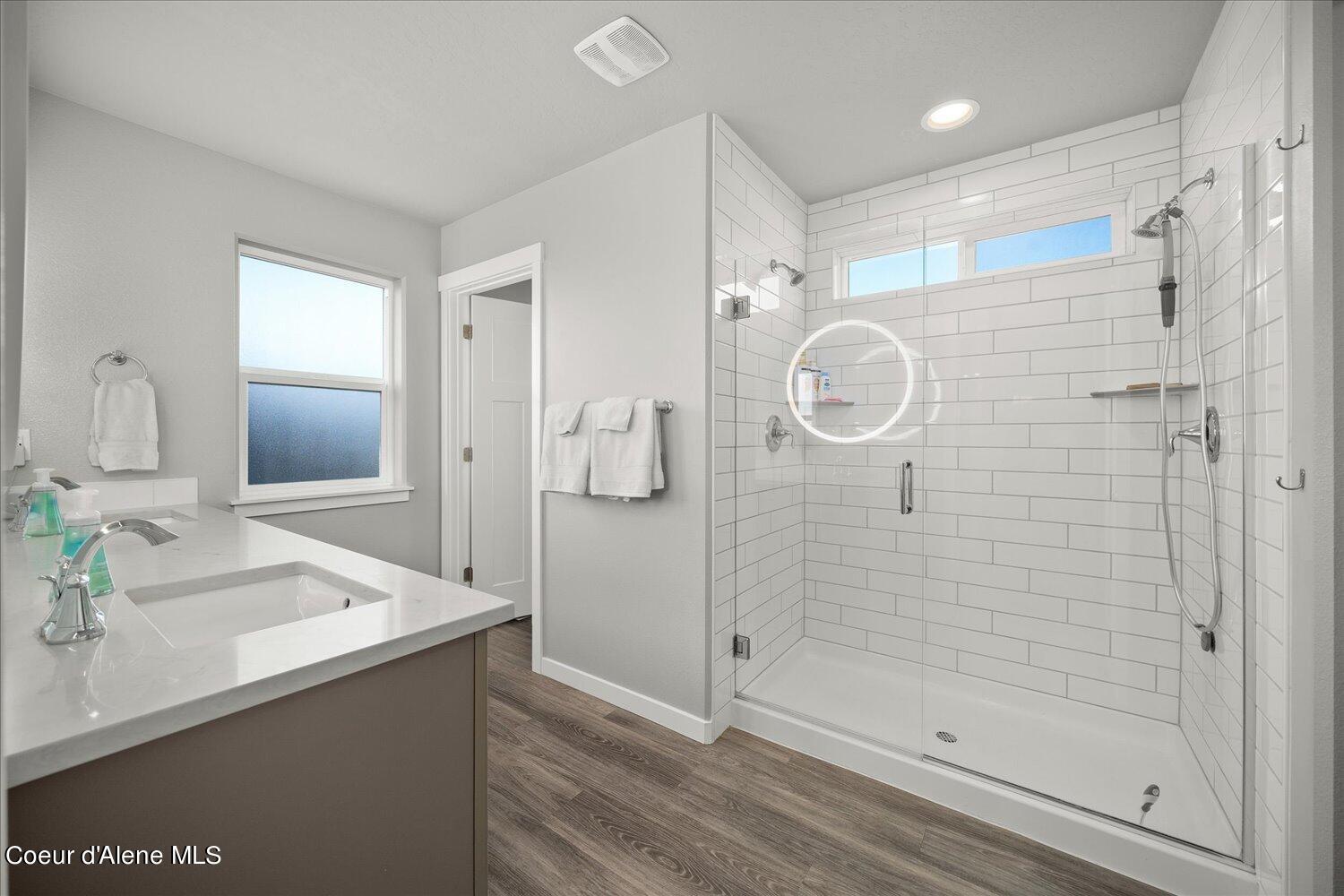 19843 E Riverwalk Ave