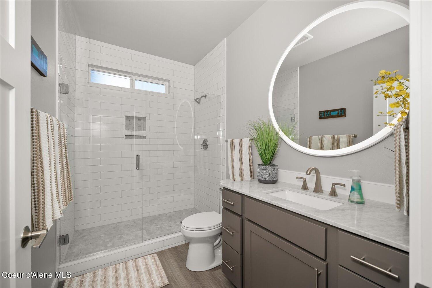 19843 E Riverwalk Ave