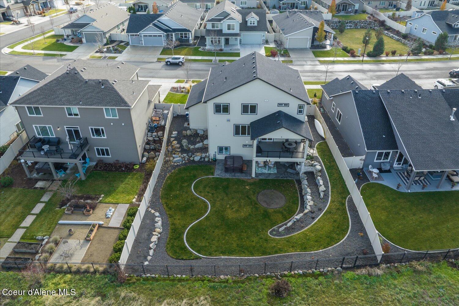 19843 E Riverwalk Ave