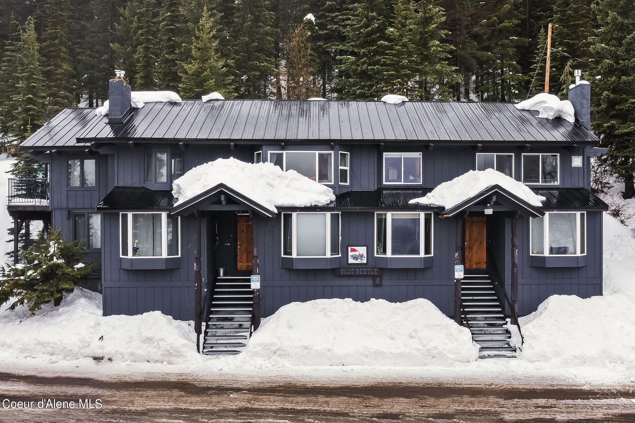 240 Mogul Hill Rd, 3