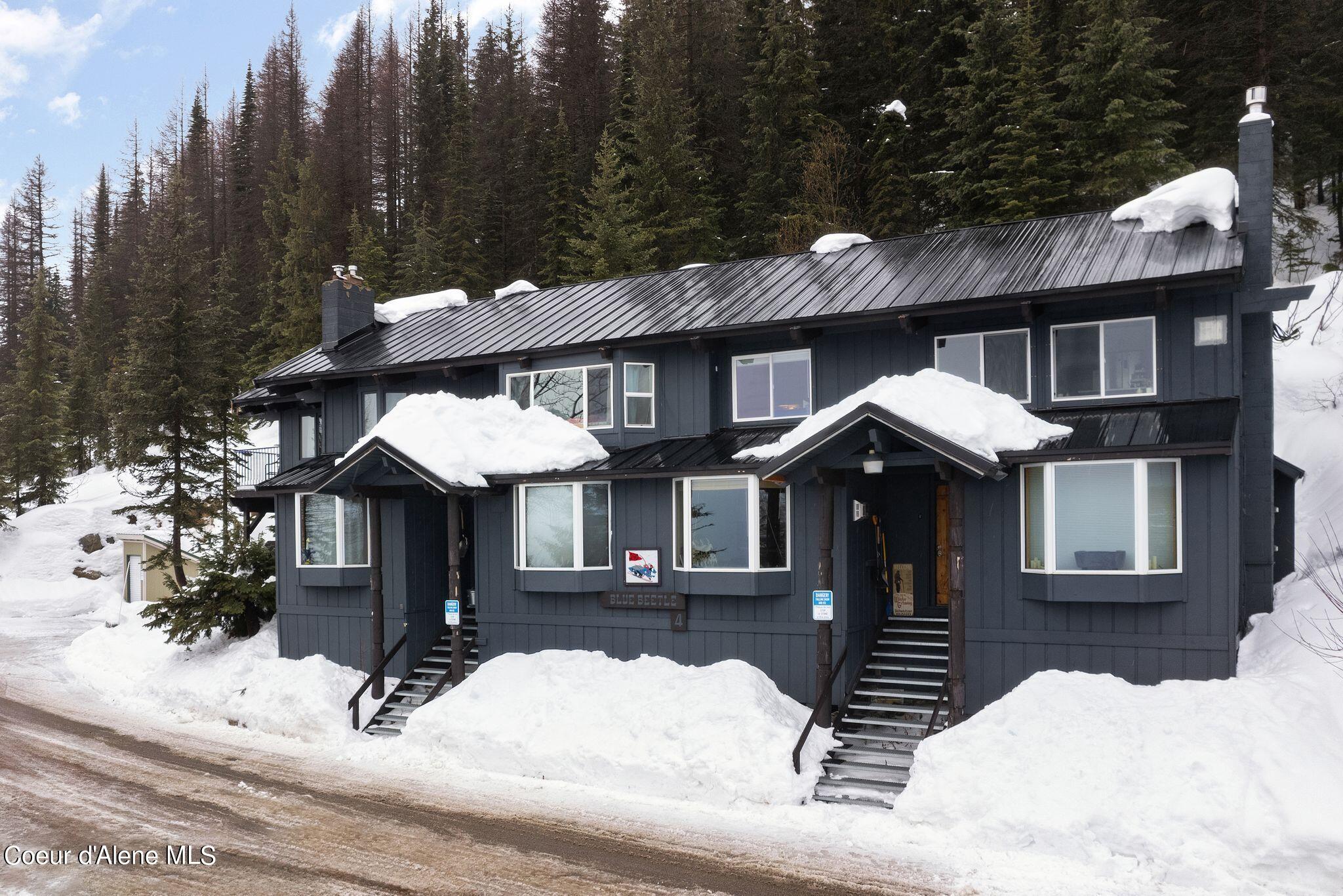 240 Mogul Hill Rd, 3