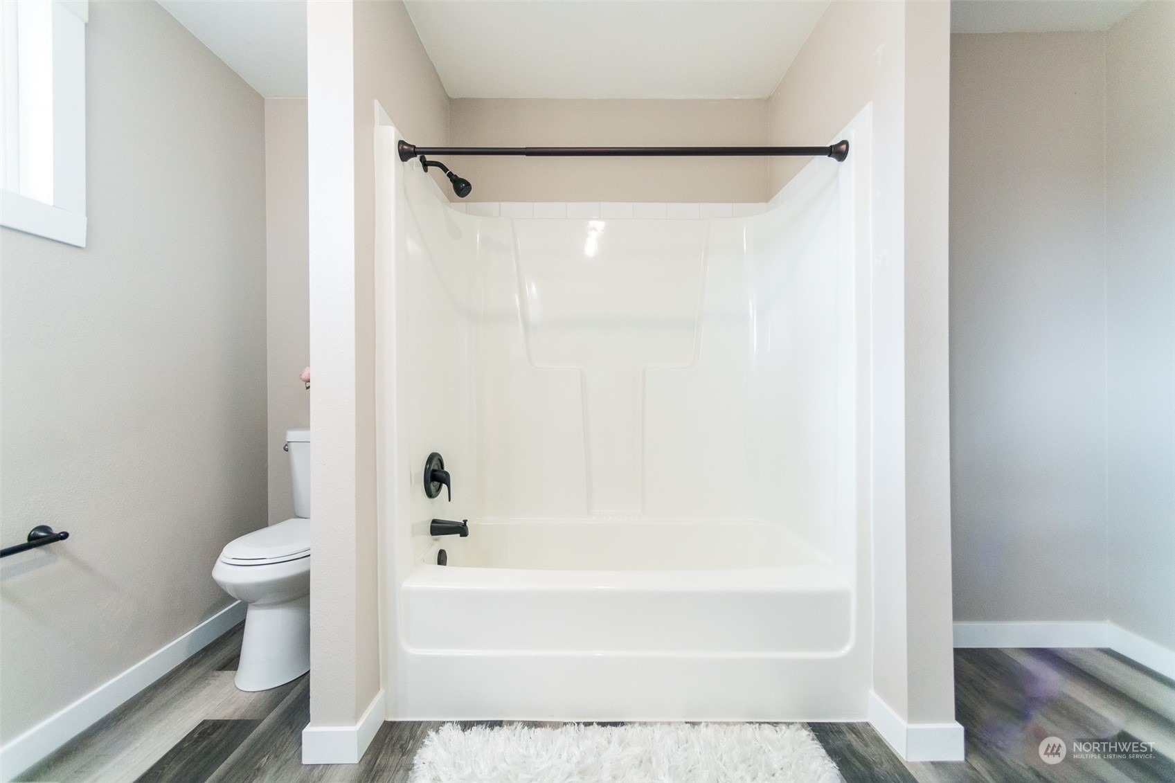 4820 176th Avenue SW