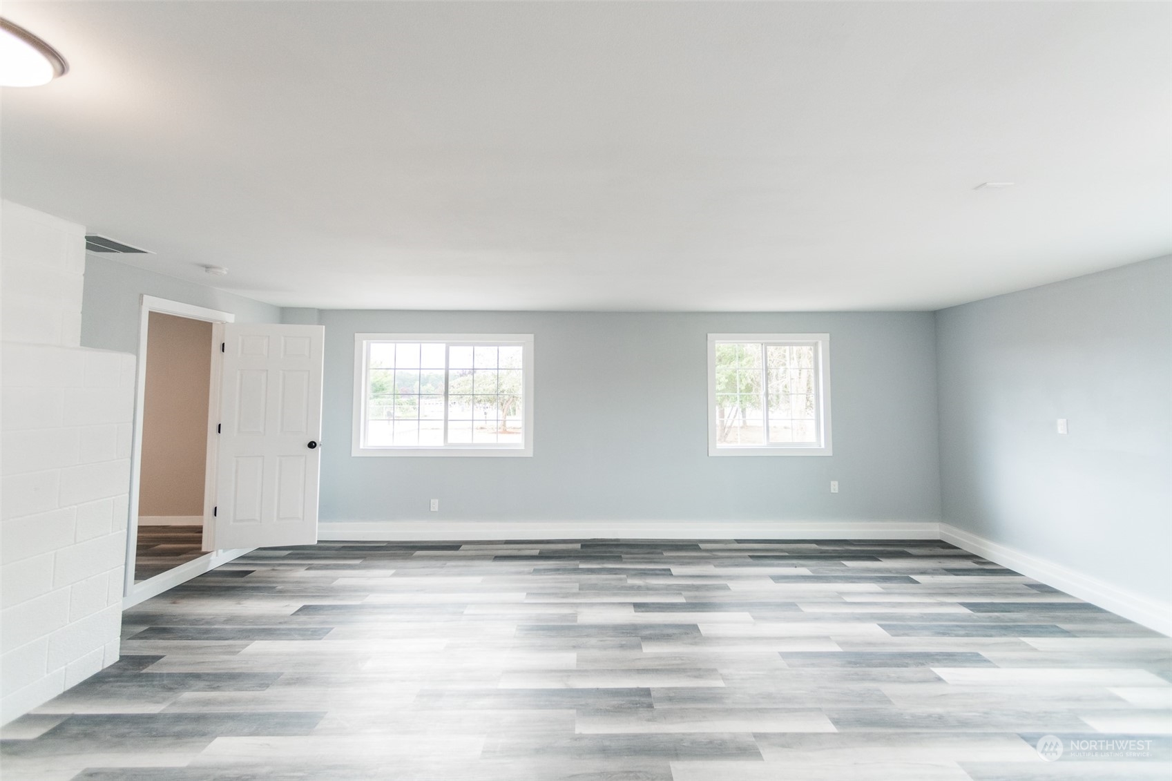 4820 176th Avenue SW