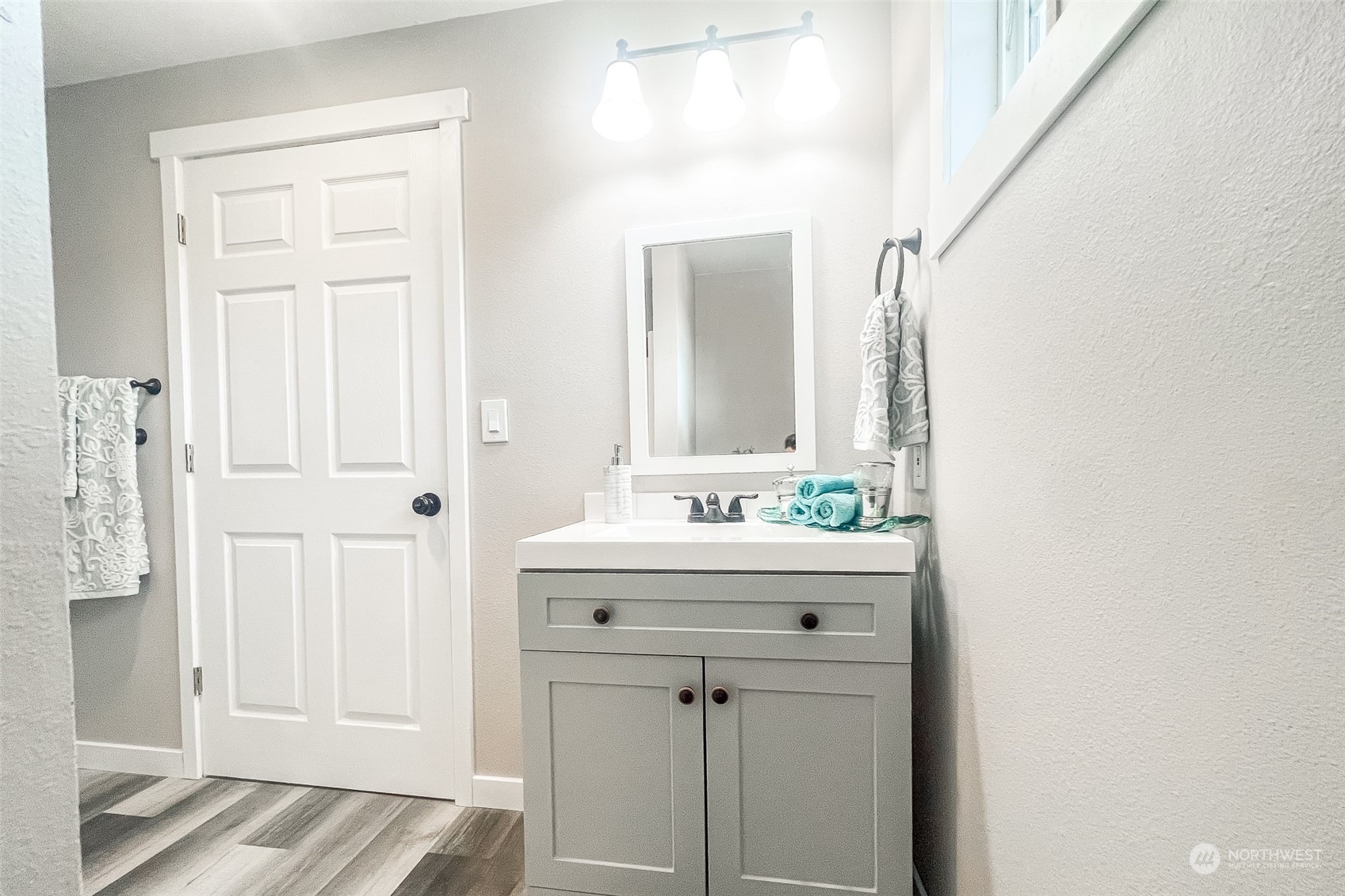 4820 176th Avenue SW