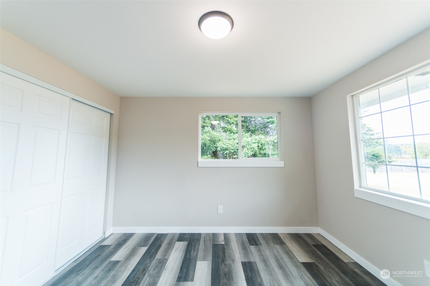 4820 176th Avenue SW