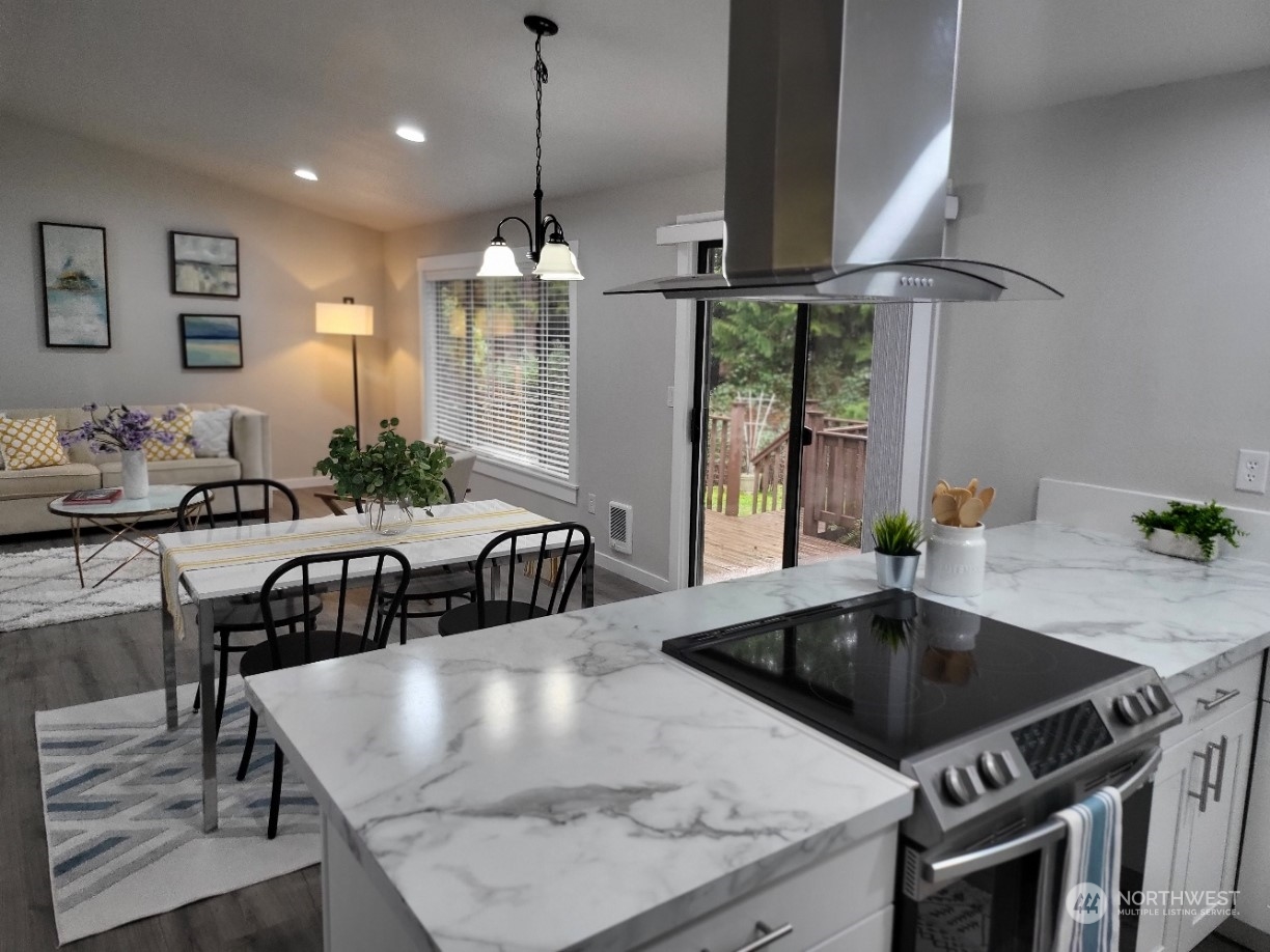 12507 48th Drive SE