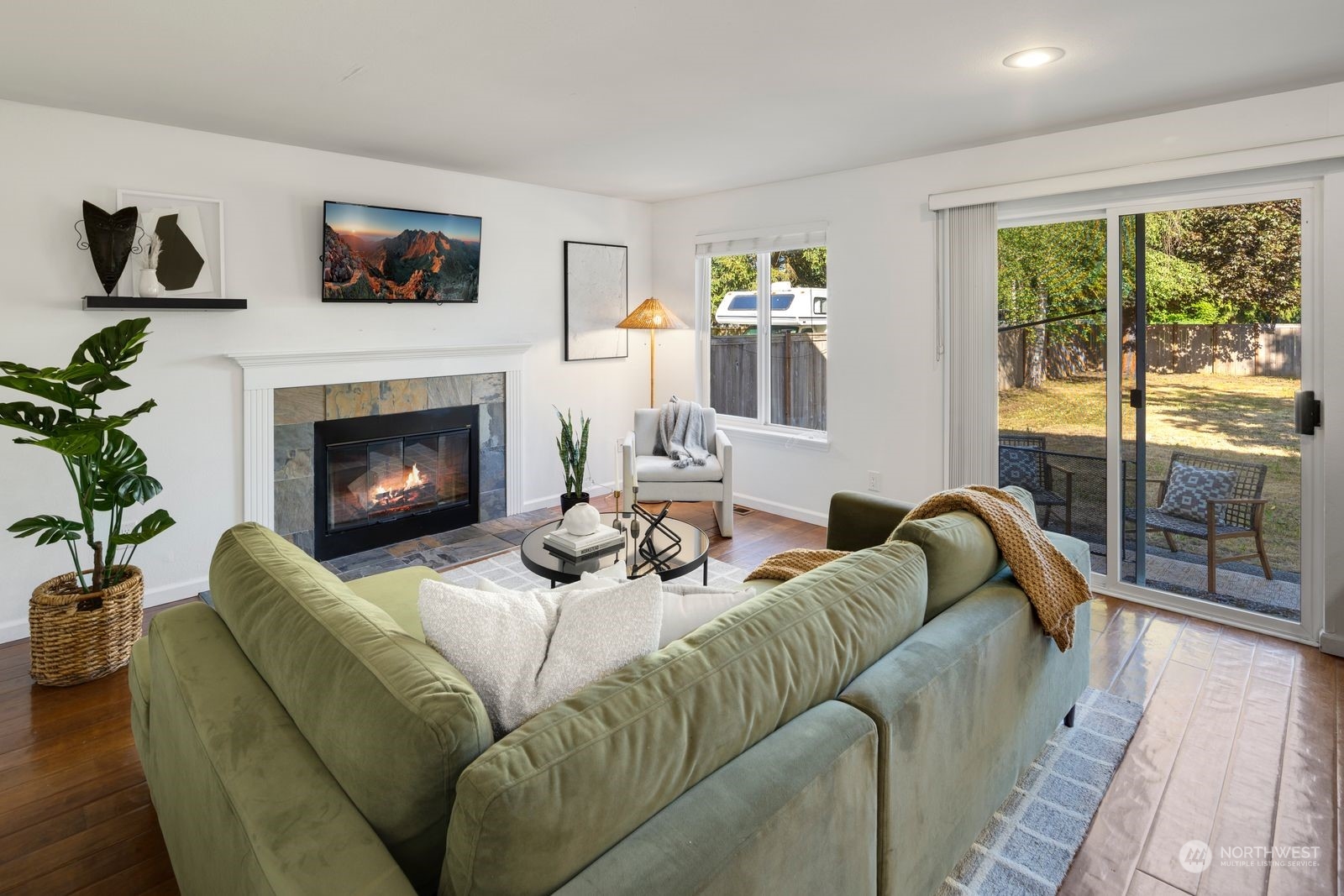 14915 Sykes Drive SE