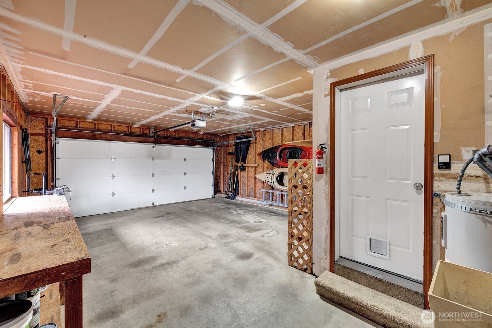 5225 138th Street NE