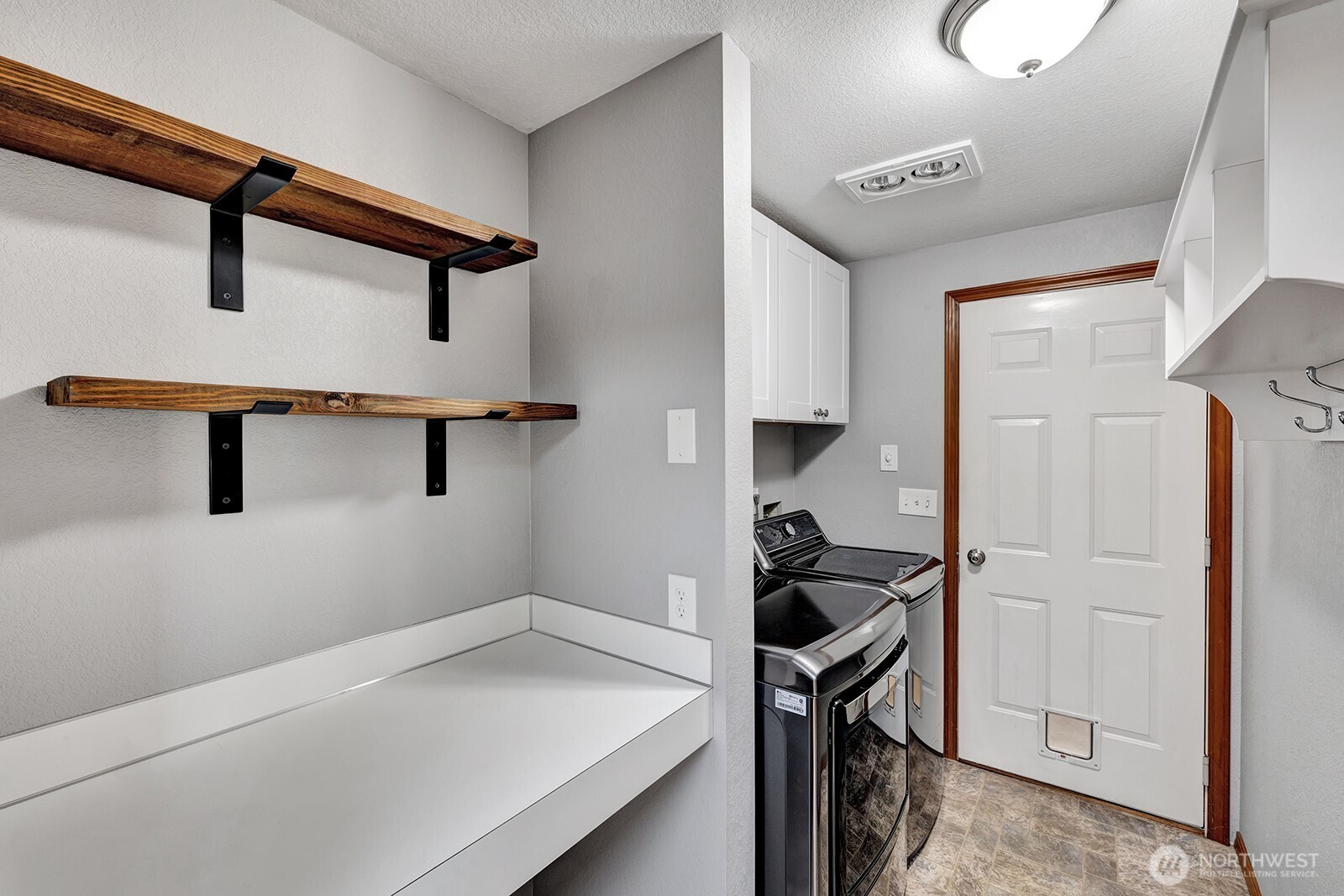 5225 138th Street NE