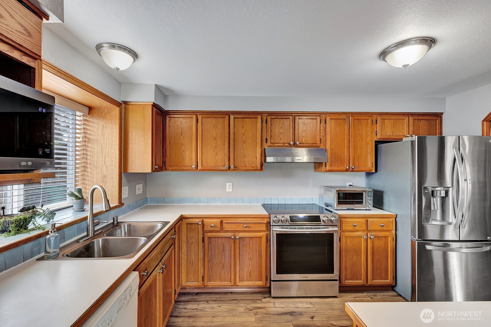 5225 138th Street NE