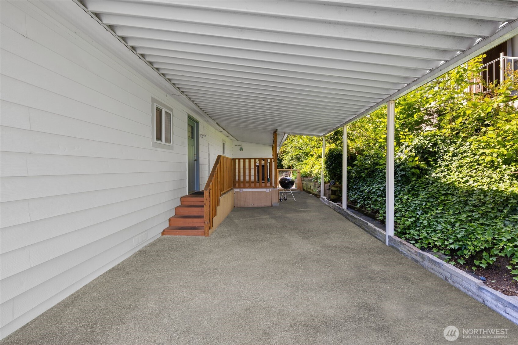 23708 Locust Way Unit: 22B