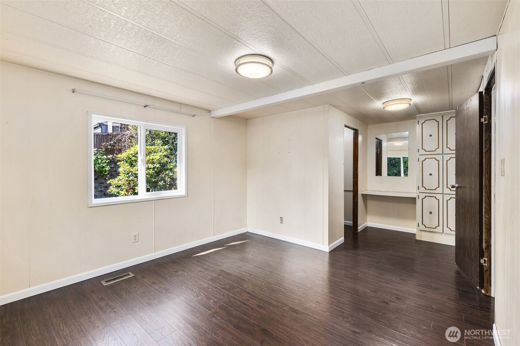 23708 Locust Way Unit: 22B