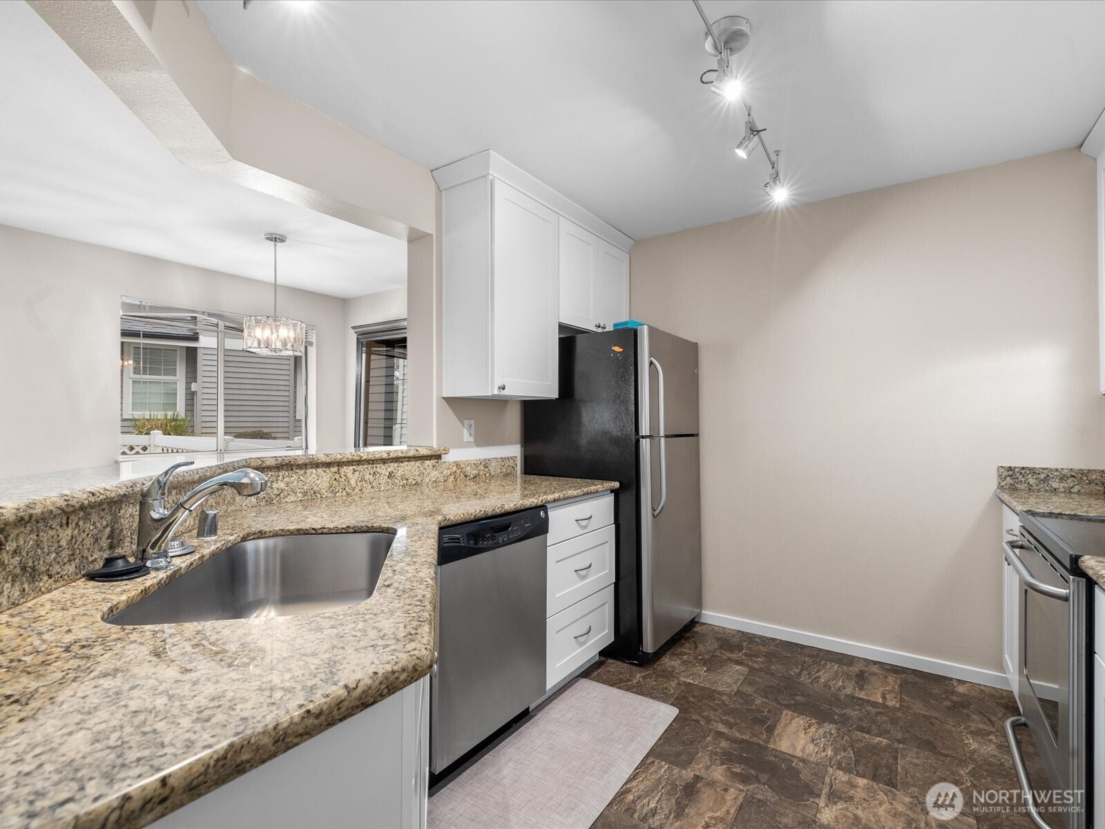 15415 35th Avenue W Unit: G101