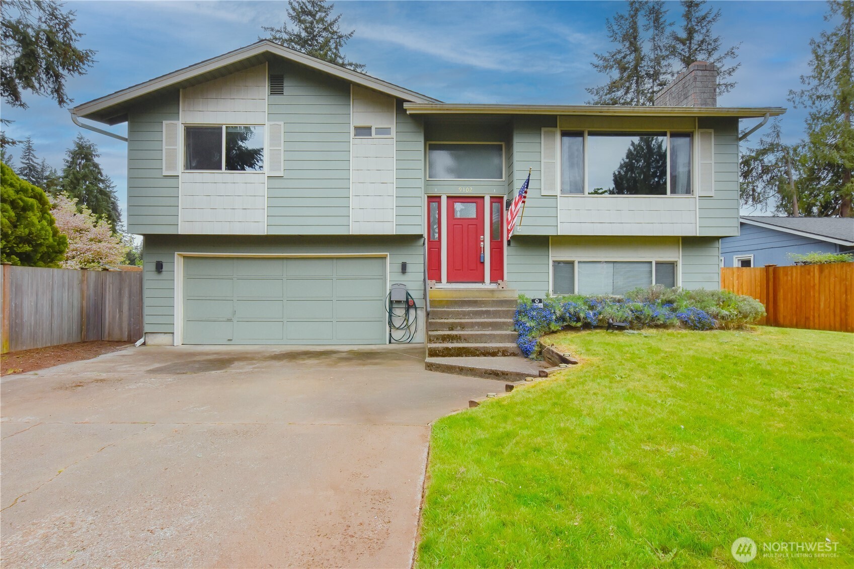 9102 46th Drive NE