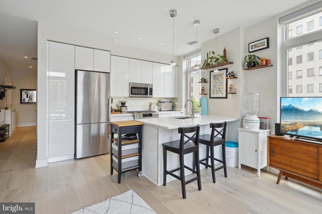 1745 N ST NW #304