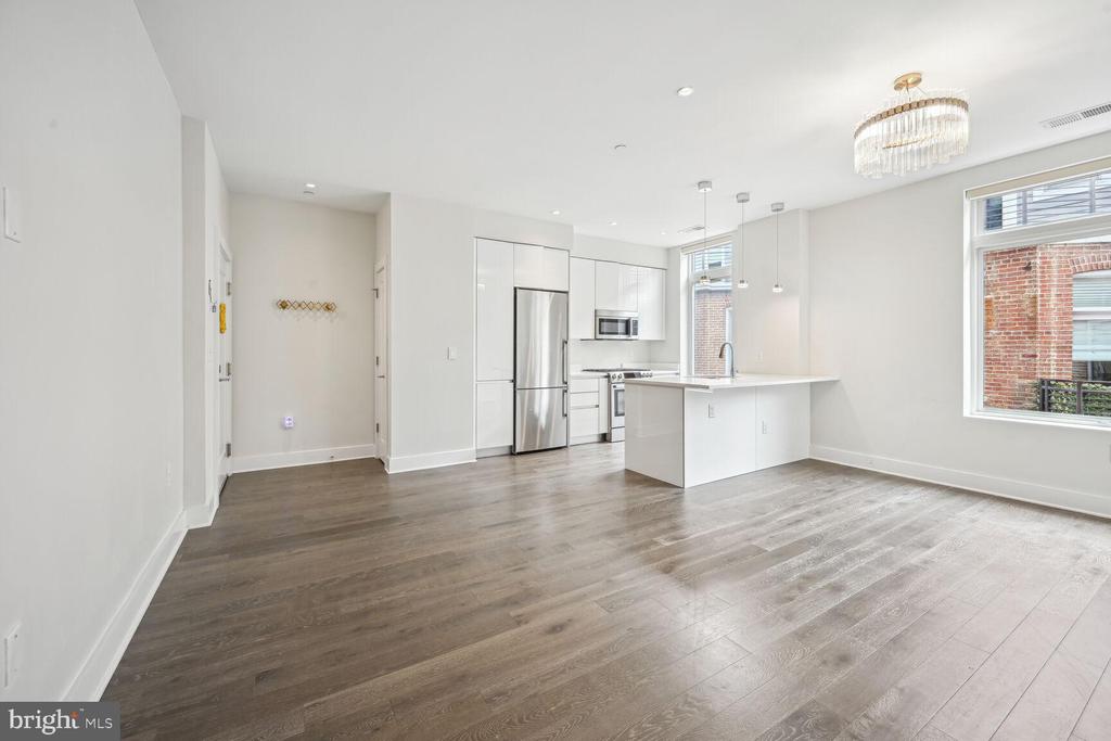 1745 N ST NW #405