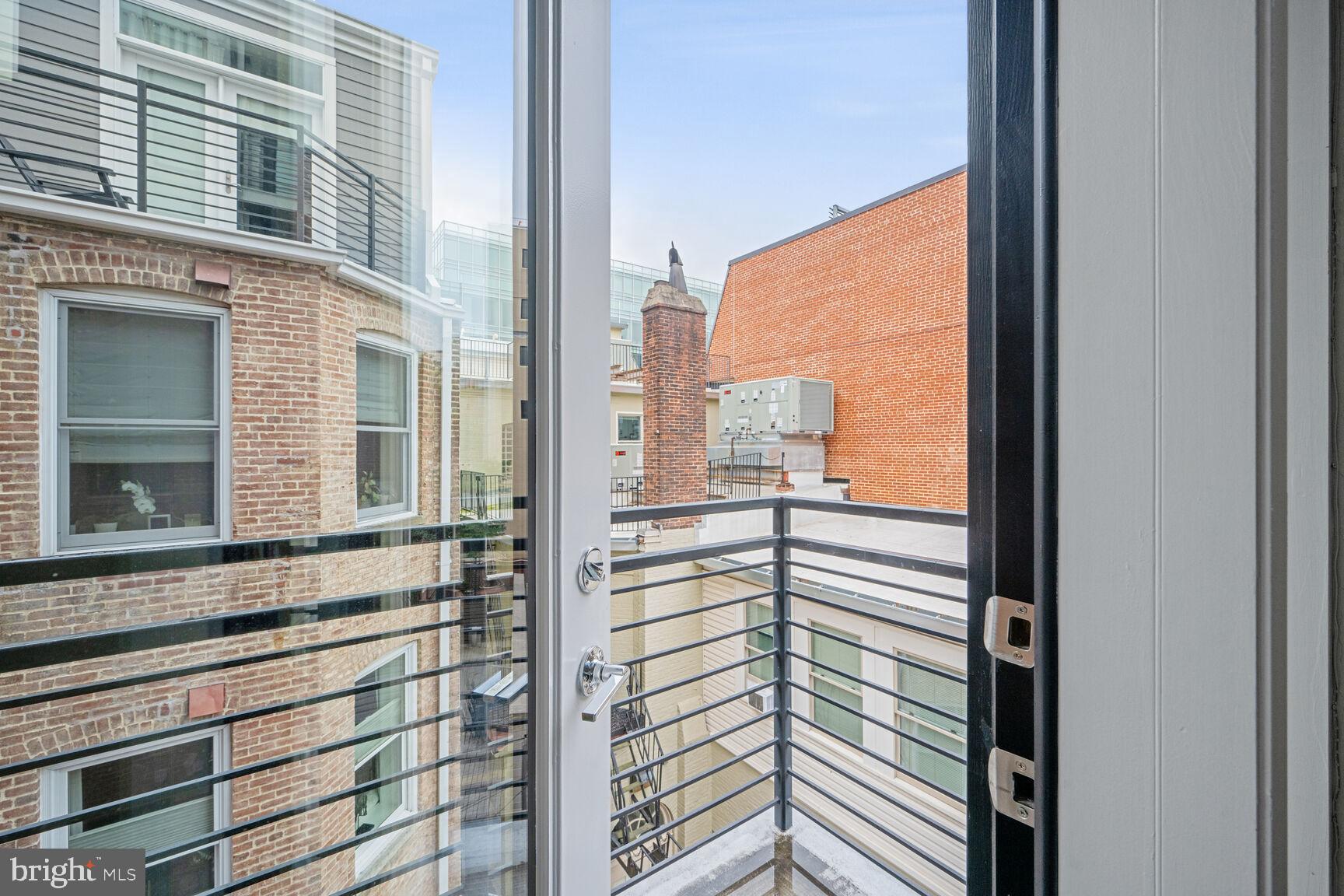 1745 N ST NW #405