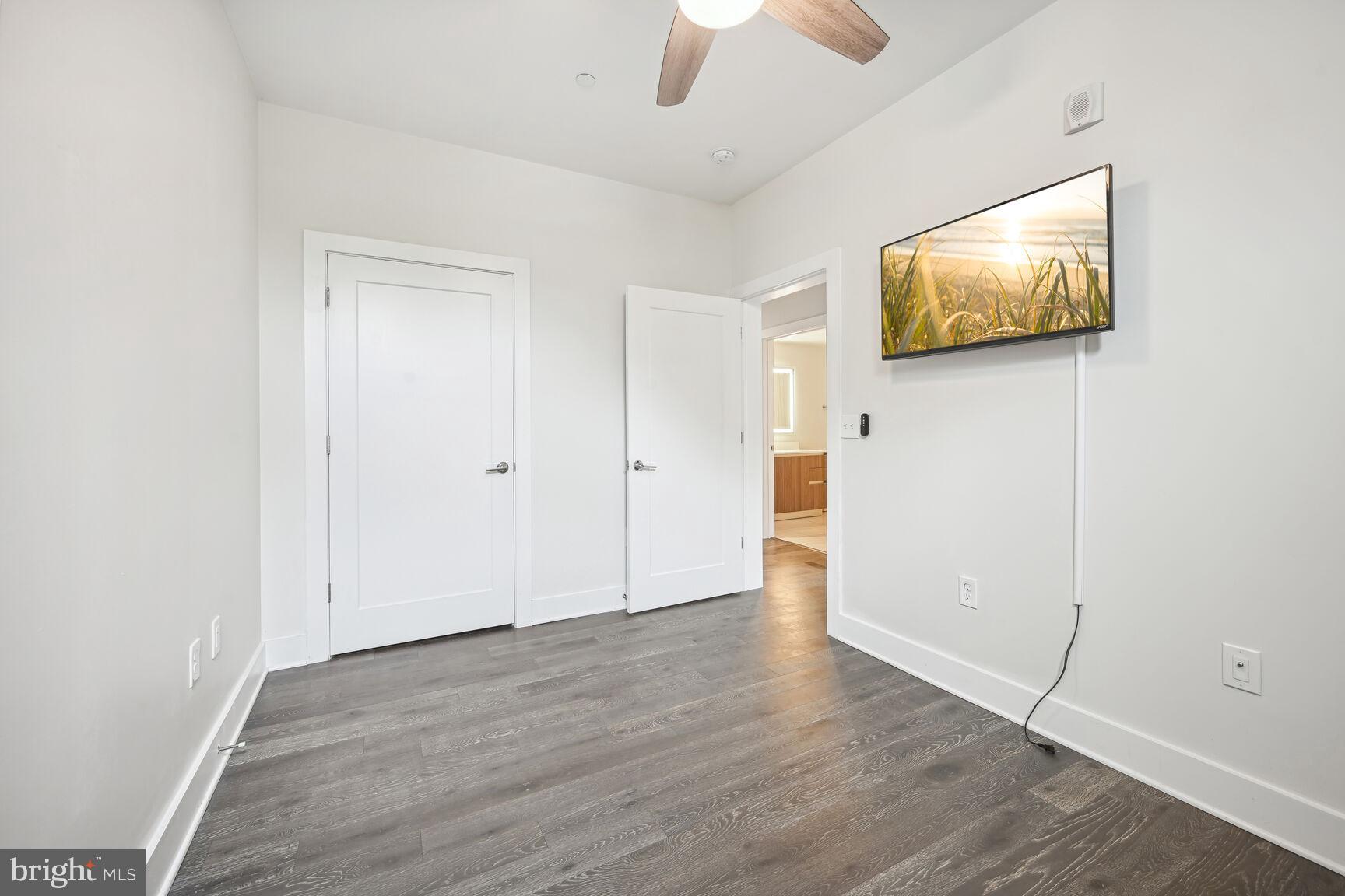 1745 N ST NW #405