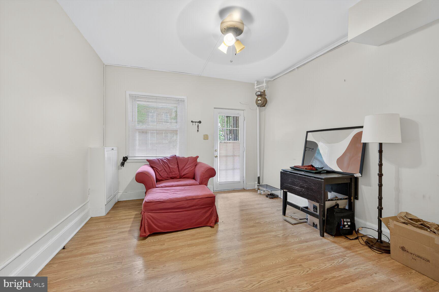 115 16TH STREET SE