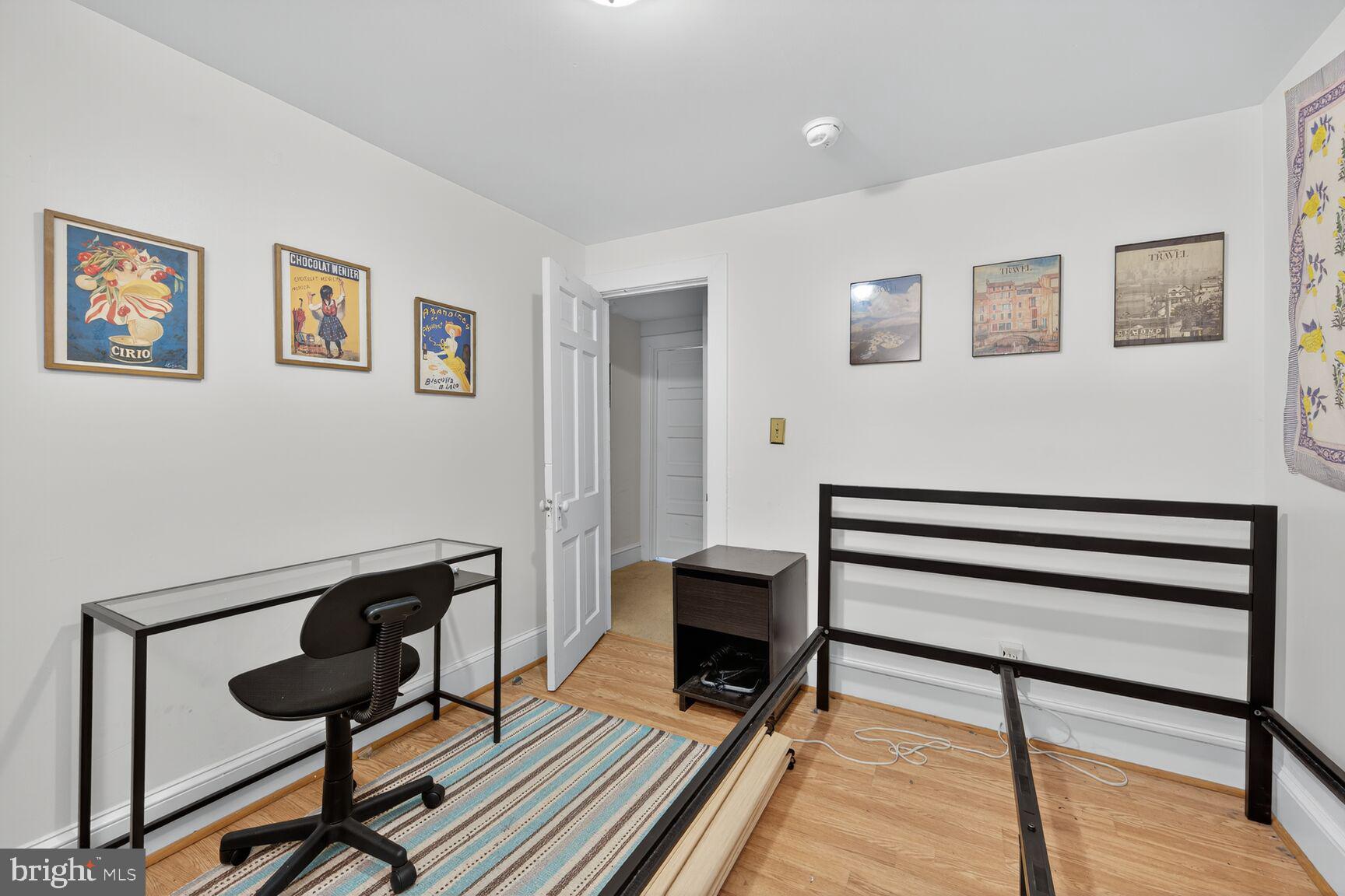 115 16TH STREET SE