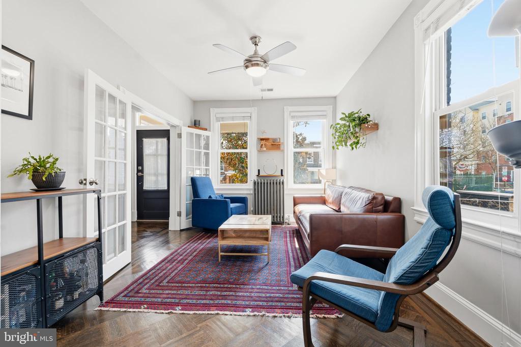 148 TODD PLACE NE