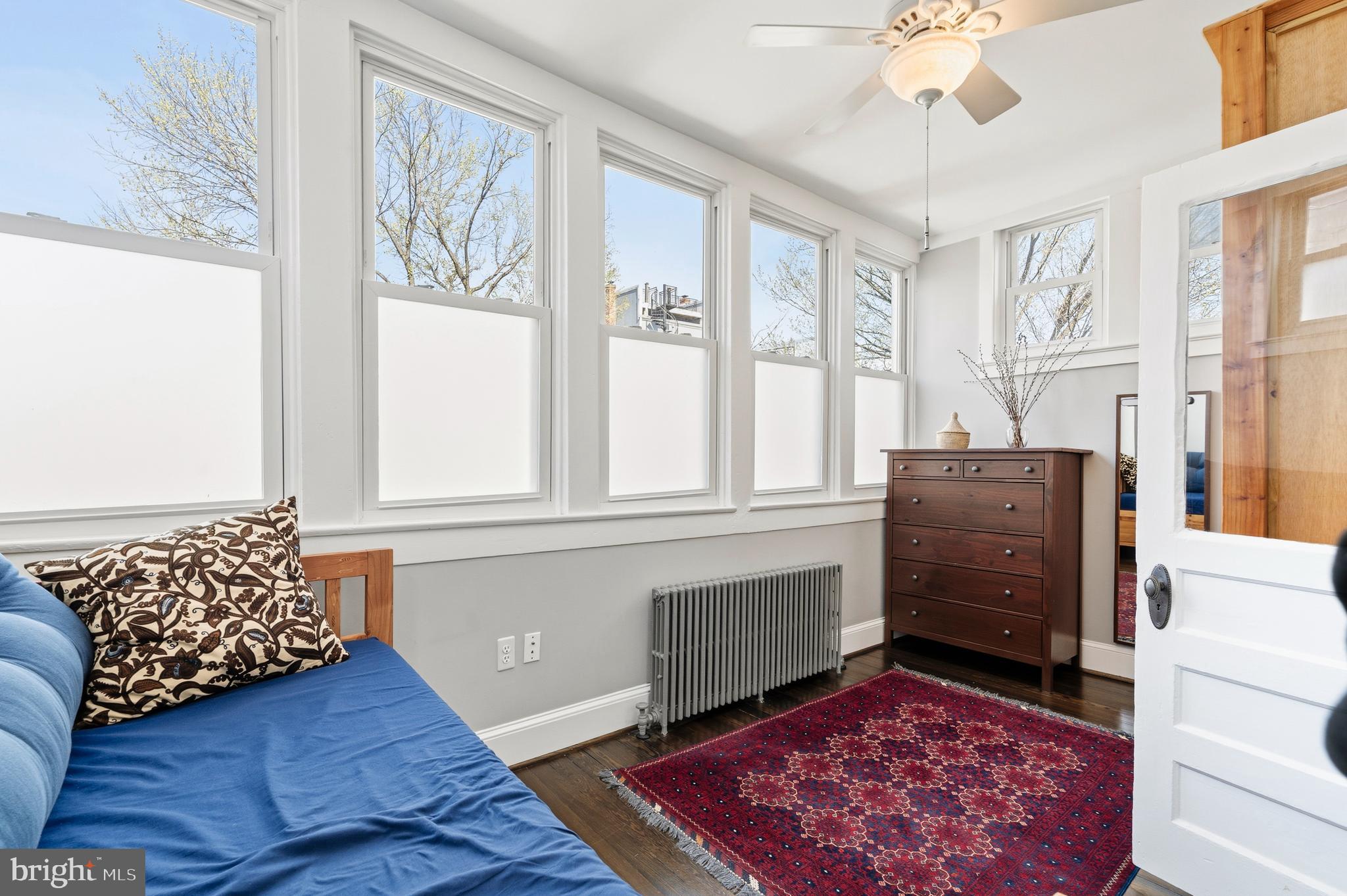 148 TODD PLACE NE