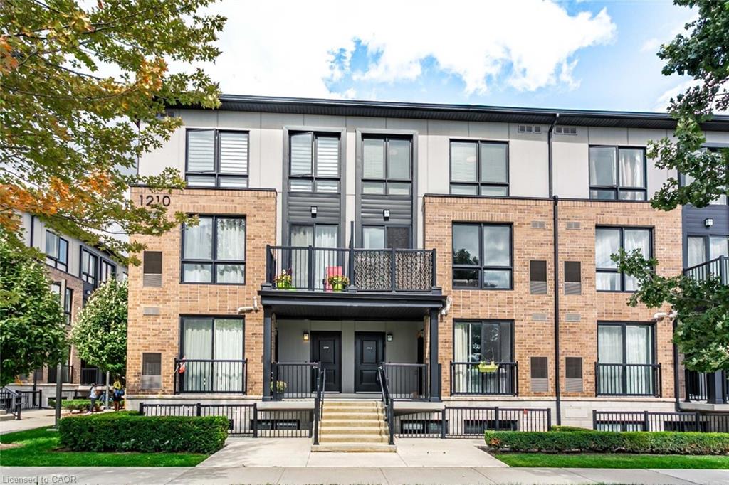 203-1210 Main Street Unit: 203