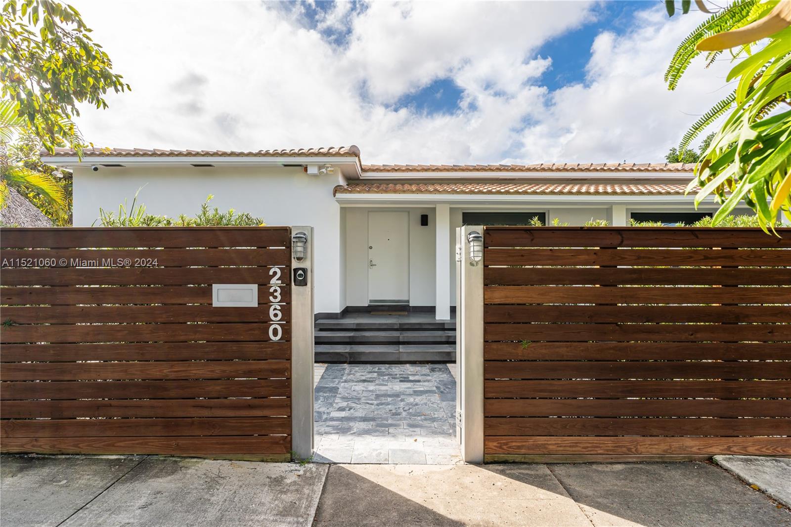 2360 SW 24th Ave
