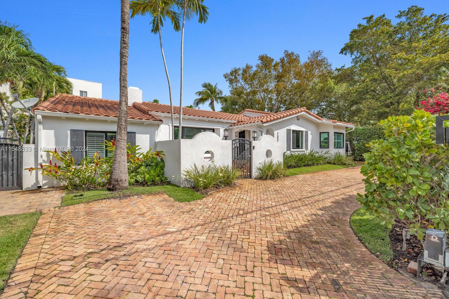 1325 SW 22nd Ter