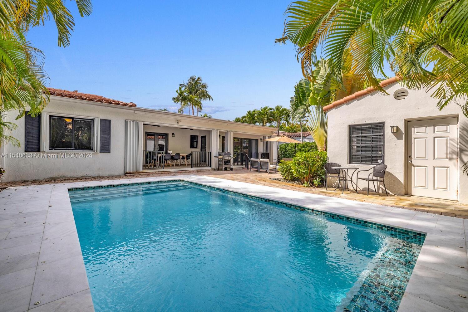1325 SW 22nd Ter