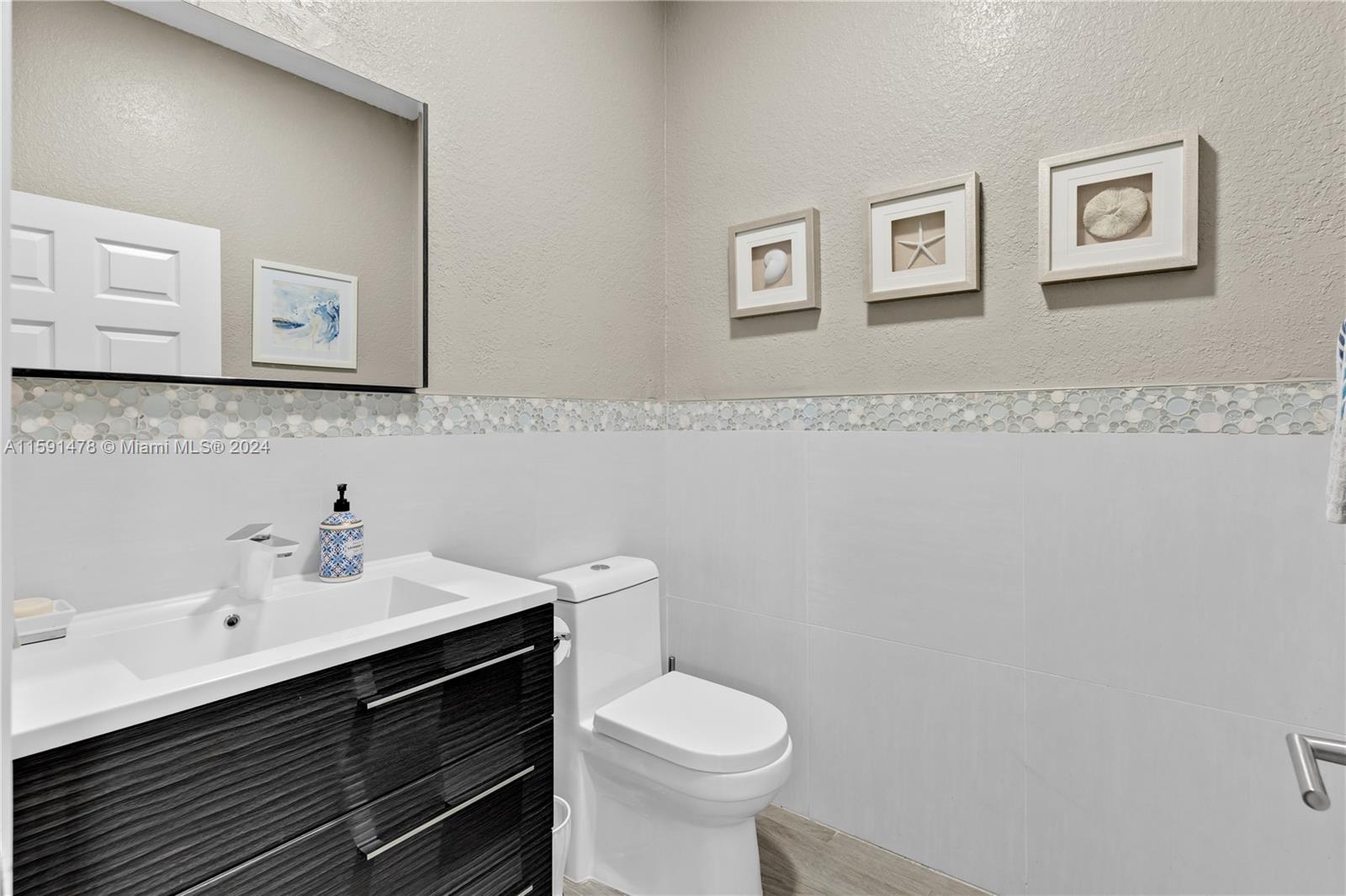 685 NW 127th Ct