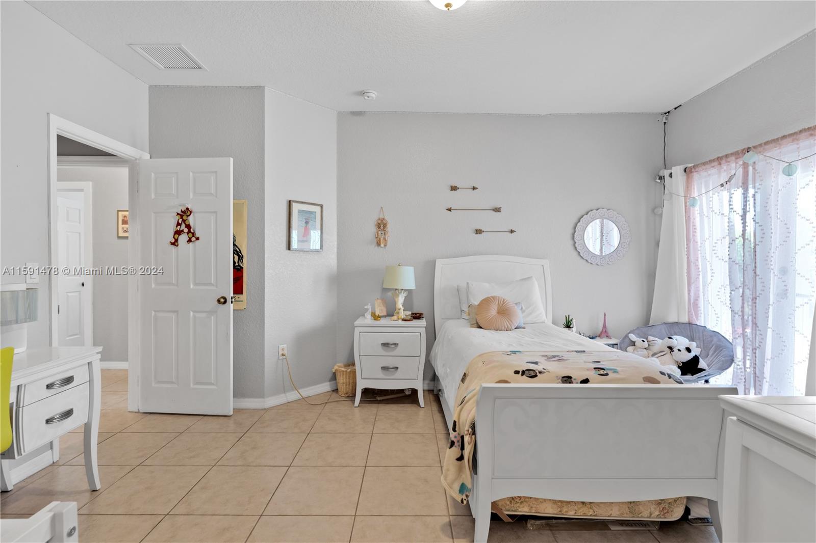 685 NW 127th Ct