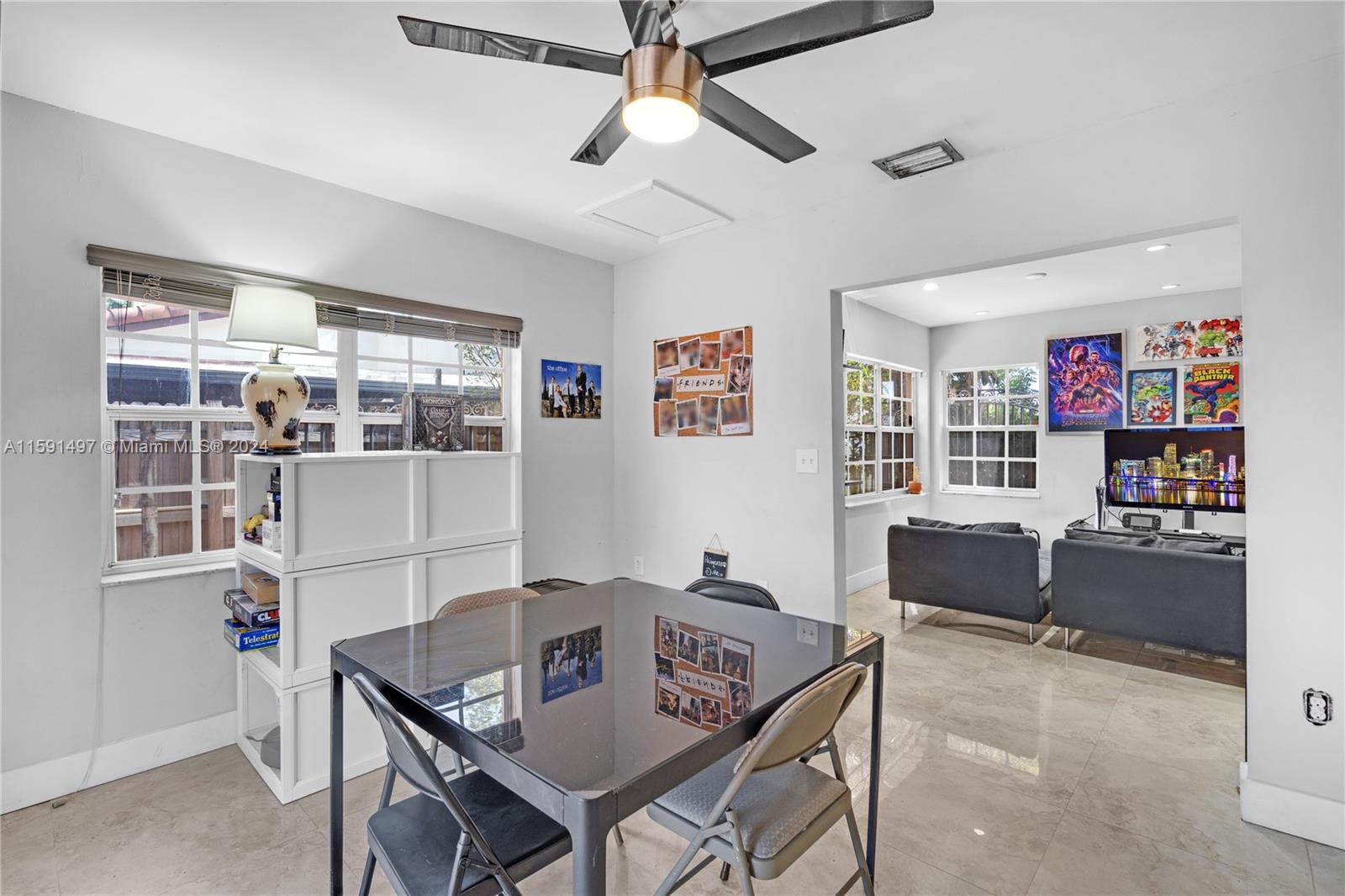 20020 E Oakmont Cir