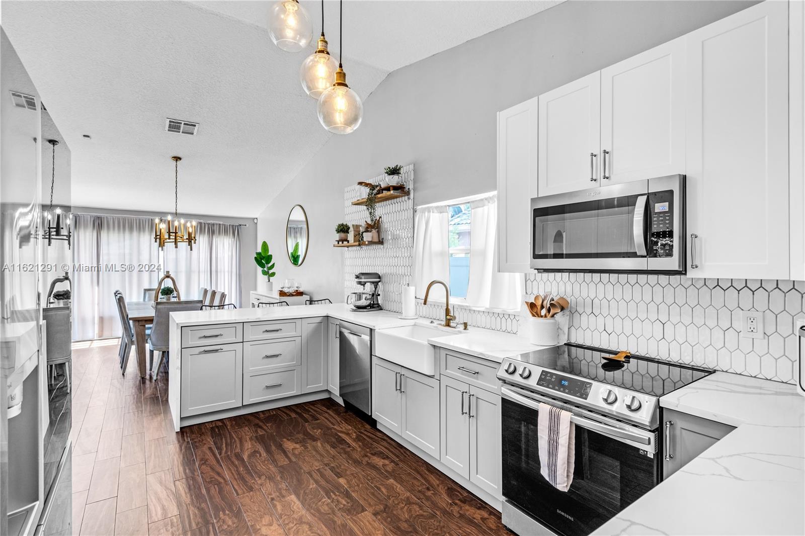 16366 SW 2nd Drive