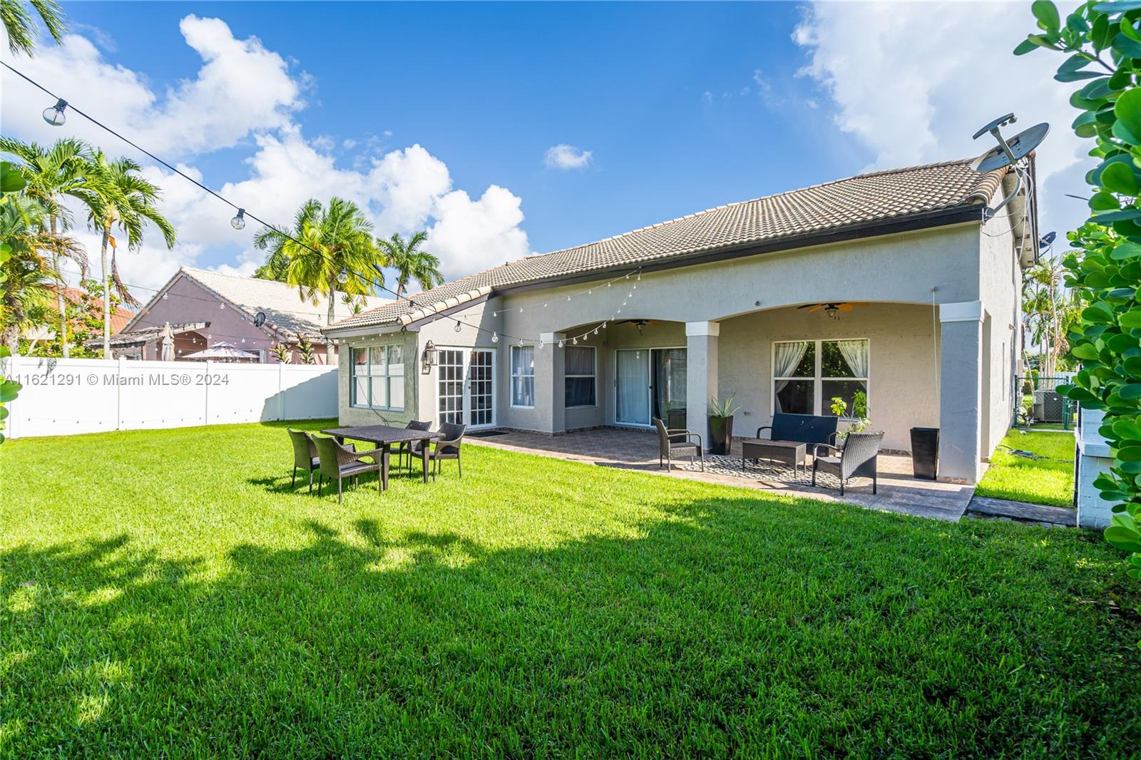 16366 SW 2nd Drive