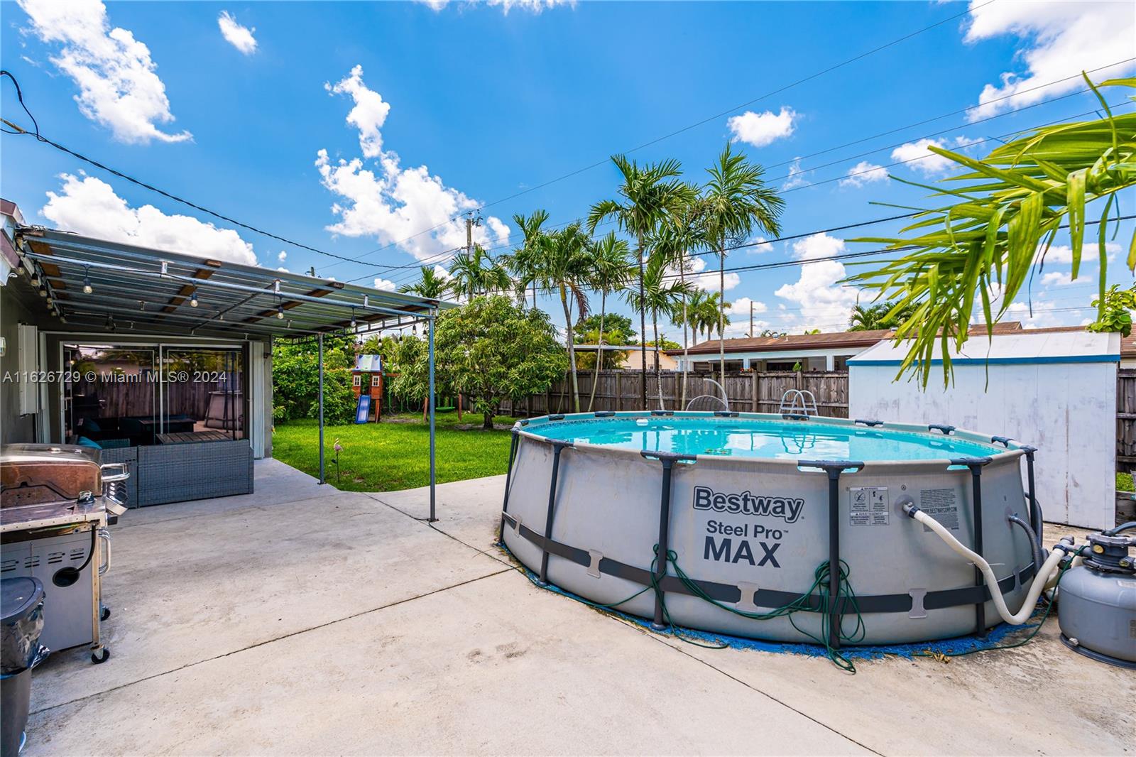 1100 SW 100th Ct