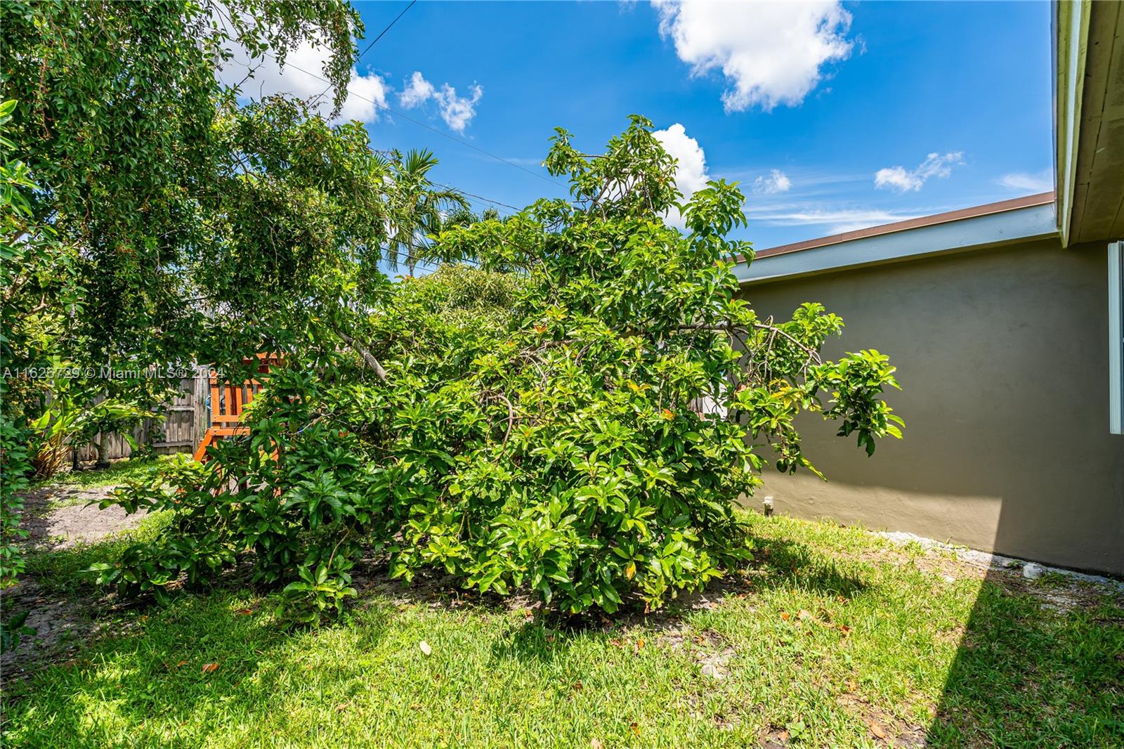 1100 SW 100th Ct