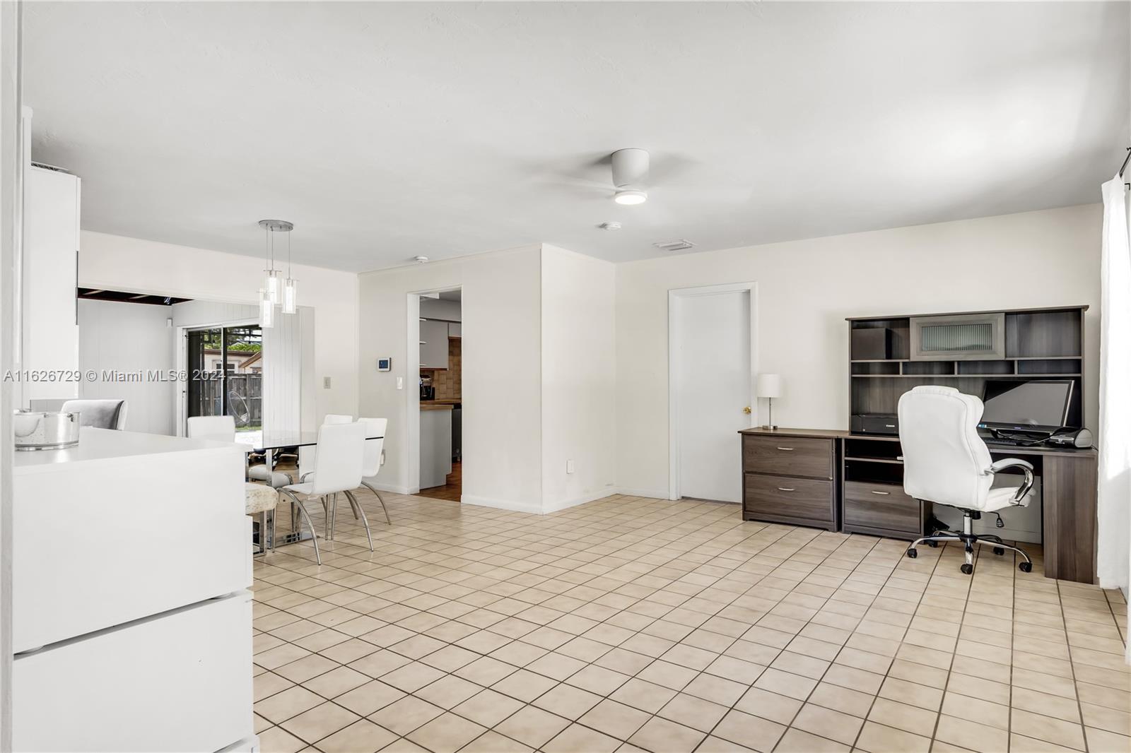 1100 SW 100th Ct
