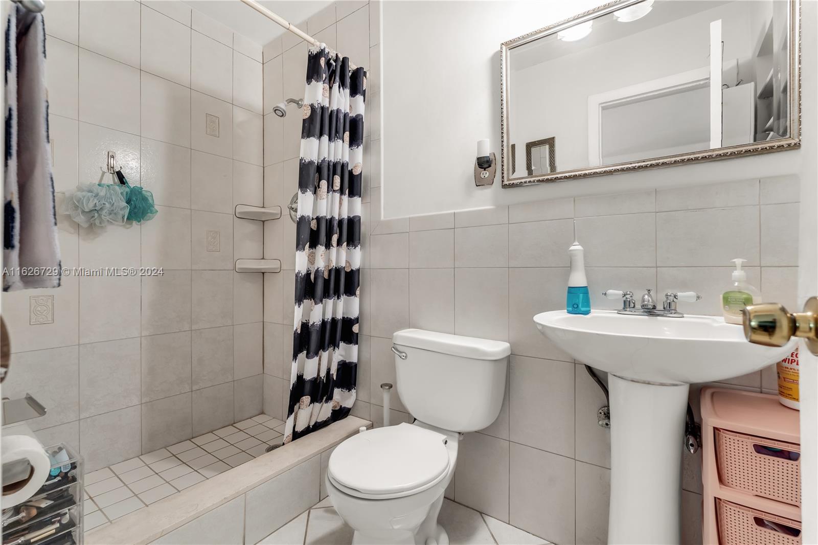 1100 SW 100th Ct