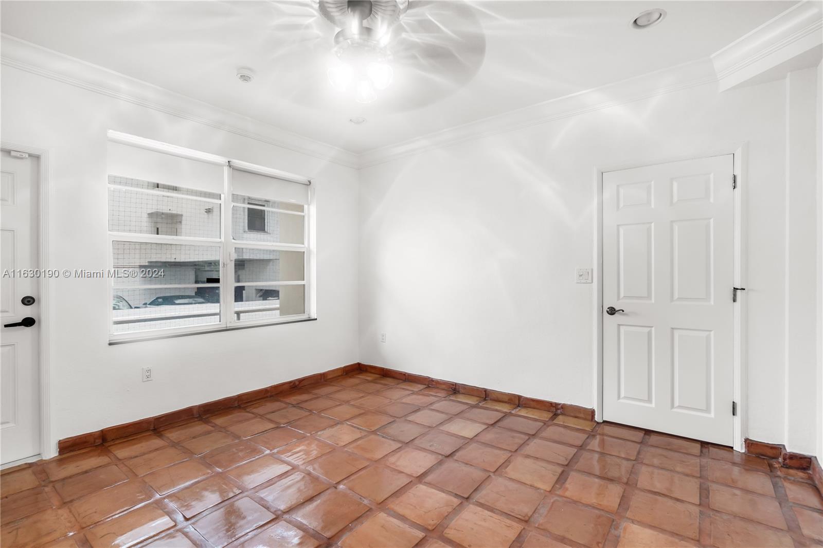 1751 Washington Ave # 2F