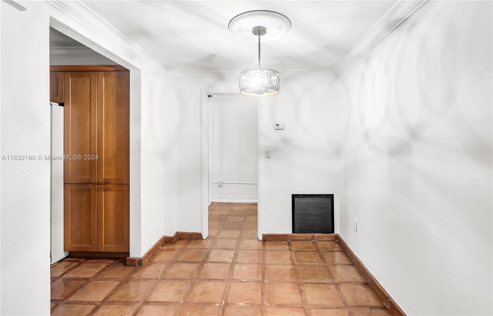1751 Washington Ave # 2F