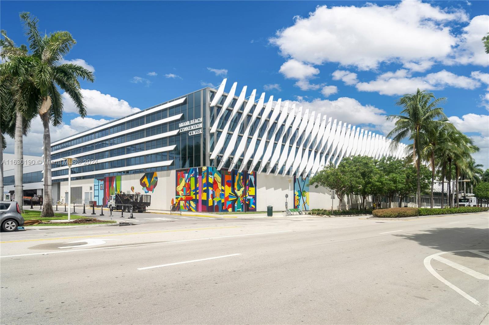1751 Washington Ave # 2F