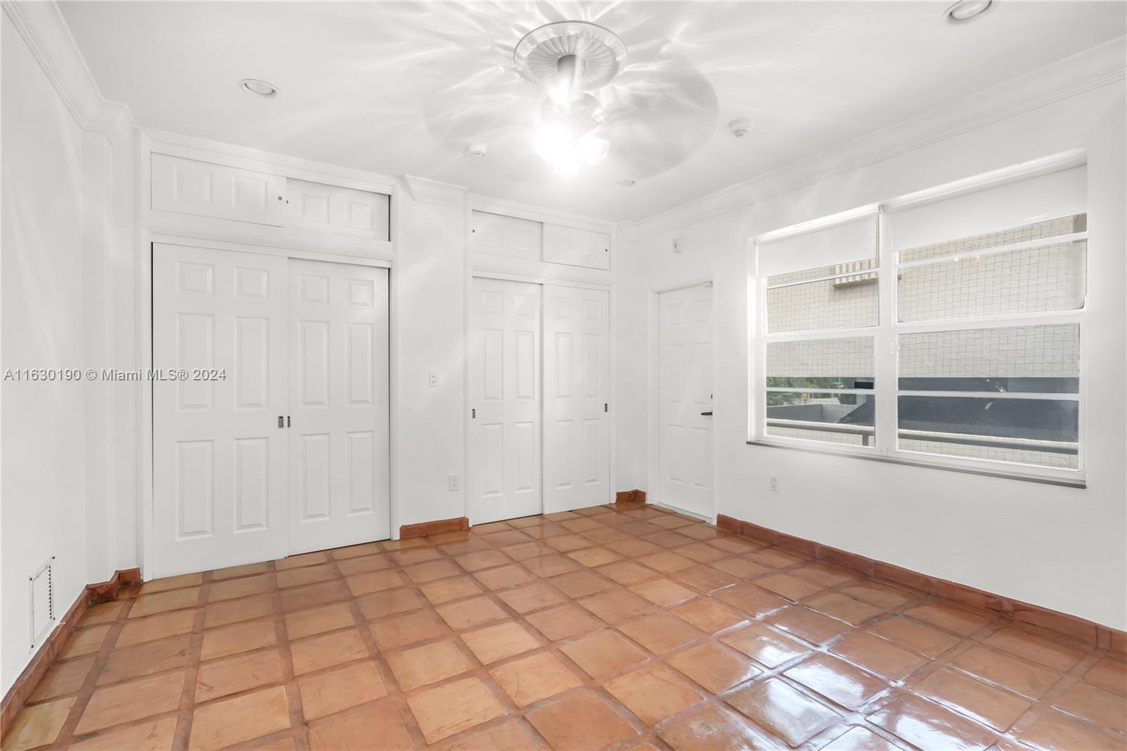 1751 Washington Ave # 2F